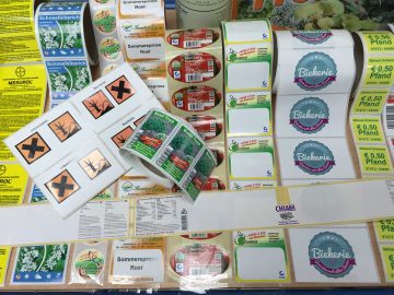 Collage von verschiedenen Etiketten für den Gartenbau